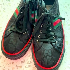 Men’s Gucci tennis shoes